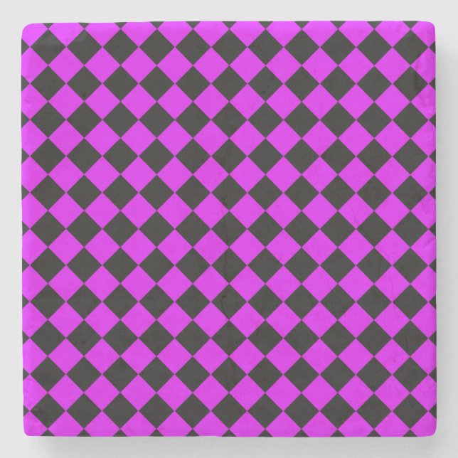 Lila Schwarzes Schachbrett Diamantmuster Steinuntersetzer (Vorderseite)