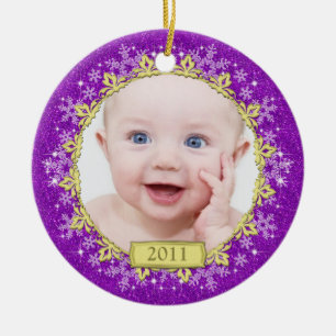 Lila Snowflakes Baby's First Christmas Foto Keramik Ornament