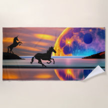 Lila Sonnenuntergang, Einhörner, Vollmond am Stran