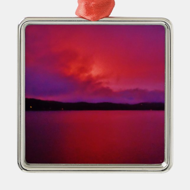 Lila Sonnenuntergang in heiß rosa auf dem Arrowhad Silbernes Ornament (Vorne)