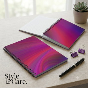 Lila Spiral-Foto-Notebook mit glattem Hintergrund Notizblock