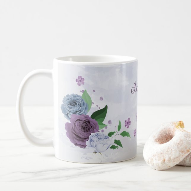 Lila staubblaue Blütenblume Kaffeetasse (Mit Donut)