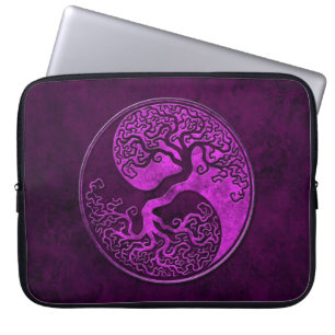 Lila SteinYin Yang Bäume Laptopschutzhülle