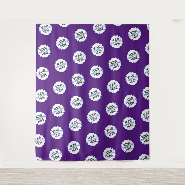 Lila Step-and-Repeat-Background-Logo Wandteppich (Vorderseite)