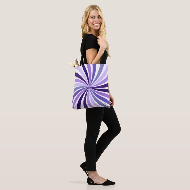 Lila Sternenburst-Tasche Lilac Rays Muster-Tasche (Am Model)