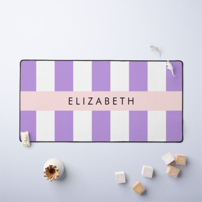 Lila Streifen, Streifen, Linien, Ihr Name Schreibtischunterlage (Kindertisch)