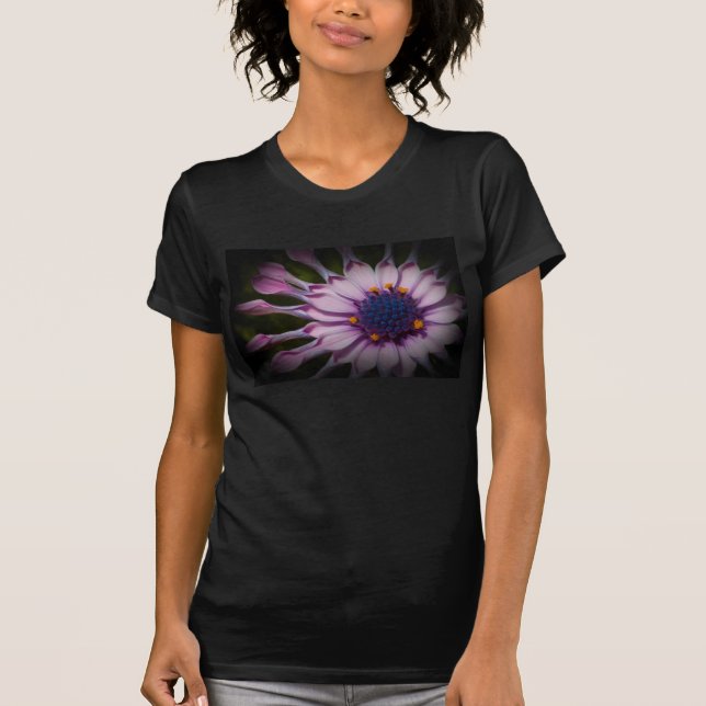 Lila T - Shirt (Vorderseite)