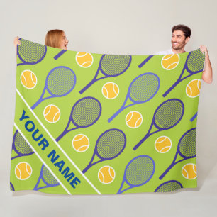 🎾 Lila Tennisschläger auf Grün, individuelle  Fleecedecke