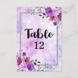 Lila Tischnummern für Flora und Silberrahmen