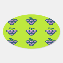 Lila Traubenmuster auf grün Ovaler Aufkleber