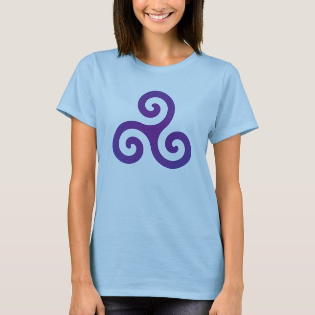 Lila Triskele T-Shirt (Vorderseite)