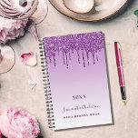 Lila Tropfen violette Monogrammbezeichnung 2025 Planer<br><div class="desc">Ein lila,  violetter Farbverlauf mit tiefen lila Tropfen,  Farbtropfbild. Personalisieren und fügen Sie ein Jahr (jedes Jahr) einen Namen und einen Titel ein. Der Name ist lila mit einem modernen,  handgeschriebenen Stil geschrieben. Ideal für Geschäftsleute,  Schulen,  Tagebuch,  Arbeiter oder die Organisation Ihres persönlichen/familiären Lebens.</div>