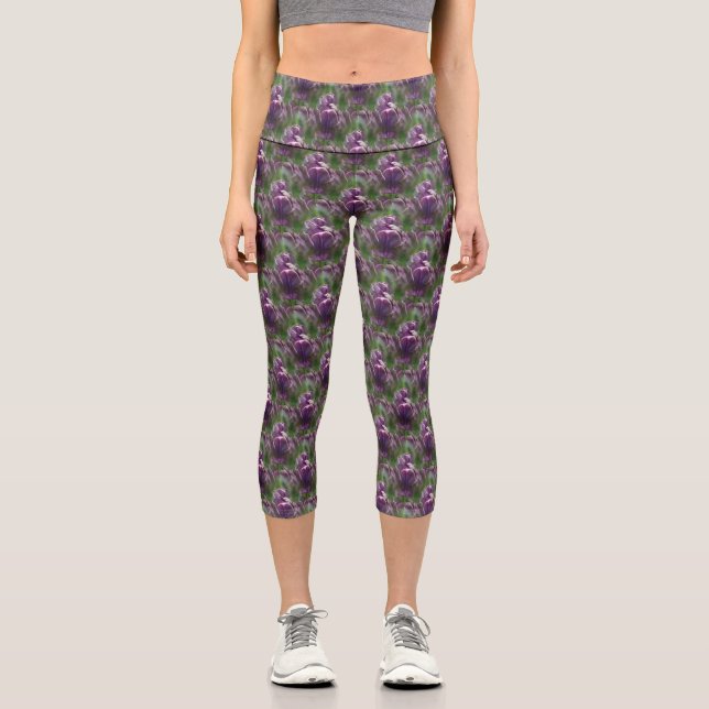 Lila Tulip Blume Naturmuster Capri Leggings (Vorderseite)