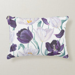 Lila Tulips: Weißer Vintager Realismus. Dekokissen