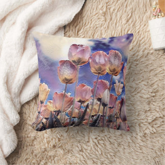Lila Tulpen in Rosa und Orange werfen Kissen