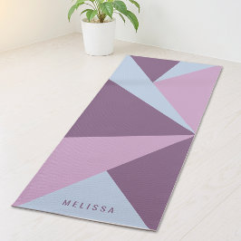 Lila und blassblaue Dreiecksfarbenblöcke & Name Yogamatte