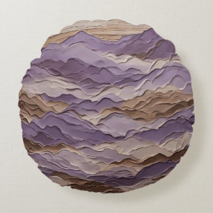 Lila und brauner Mystischer Berg Rundes Kissen