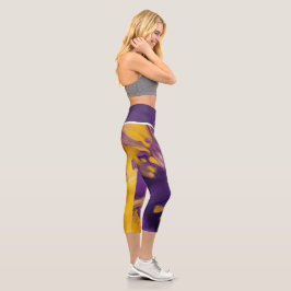 Lila und Gold abstrakt Capri Leggings