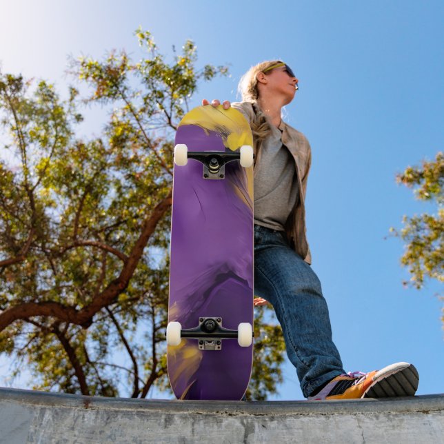 Lila und Gold Abstrakt Skateboard (Außen 1)
