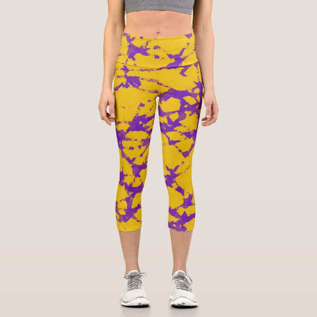 Lila und Gold-Gefärbte Krawatte Capri Leggings (Vorderseite)