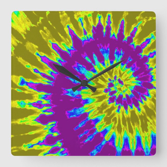 Lila und goldene Spiraluose-Gefärbte Krawatte Quadratische Wanduhr (Vorderseite)