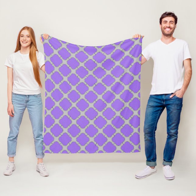 Lila und graue Quatrefolie Fleecedecke (Beispiel)
