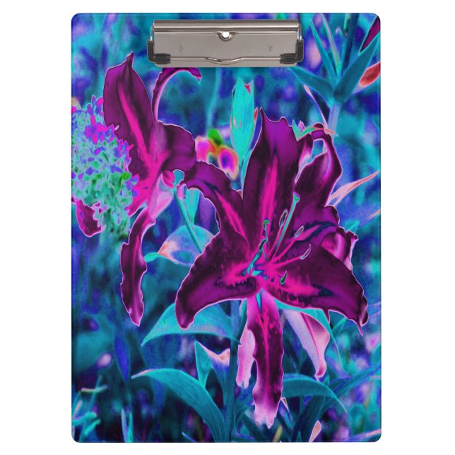 Lila und Hot Pink Abstrakte Orientalische Lilien B Klemmbrett (Vorderseite)