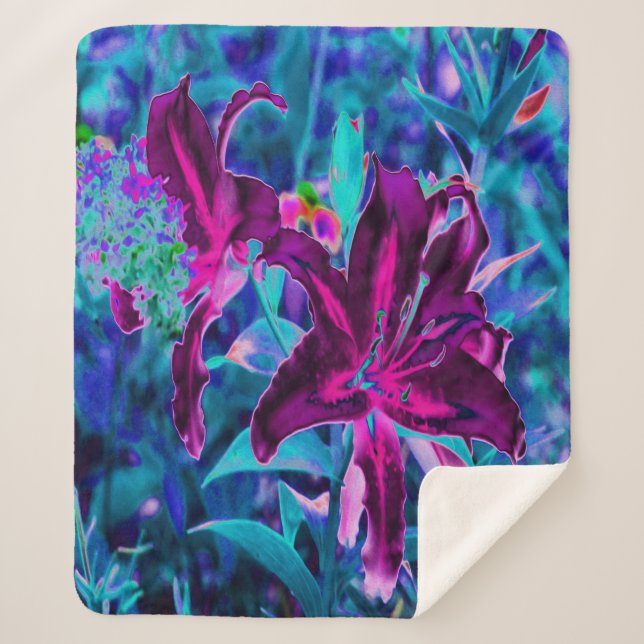 Lila und Hot Pink Abstrakte Orientalische Lilien B Sherpadecke (Vorderseite)