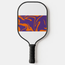 Lila und orangefarbenes Pickleball-Paddel