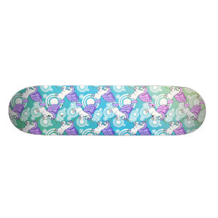 Lila und rosa Unicorn-Muster Skateboard