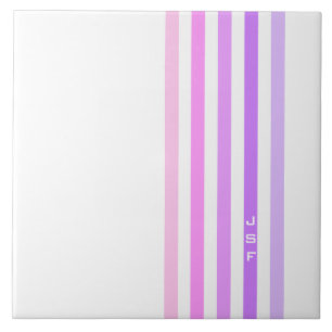 Lila und Rosa vertikale Streifenmonogramm Fliese