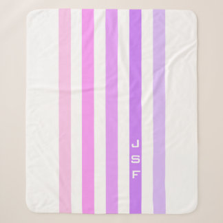 Lila und Rosa vertikale Streifenmonogramm Sherpadecke