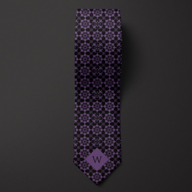 Lila und schwarze Arabeske-Monogramm Krawatte (Von Creator hochgeladen)