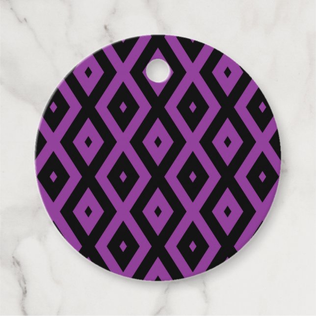 Lila und schwarzes Diamantmuster Geschenkanhänger (Vorderseite)