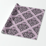 Lila und schwarzes Vintages Damaskusmuster Geschenkpapier<br><div class="desc">Dusky lila und schwarz paris themed Vintage Muster Packpapier.</div>