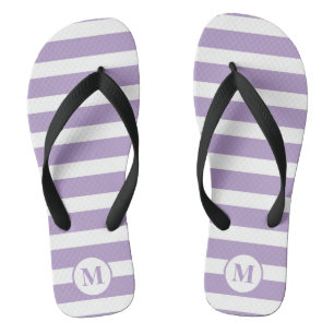 Lila und weiße Streifen für Lilac-Monogramm  Flip Flops