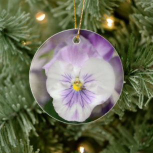 Lila und weiße Violas von Shirley Taylor Keramik Ornament