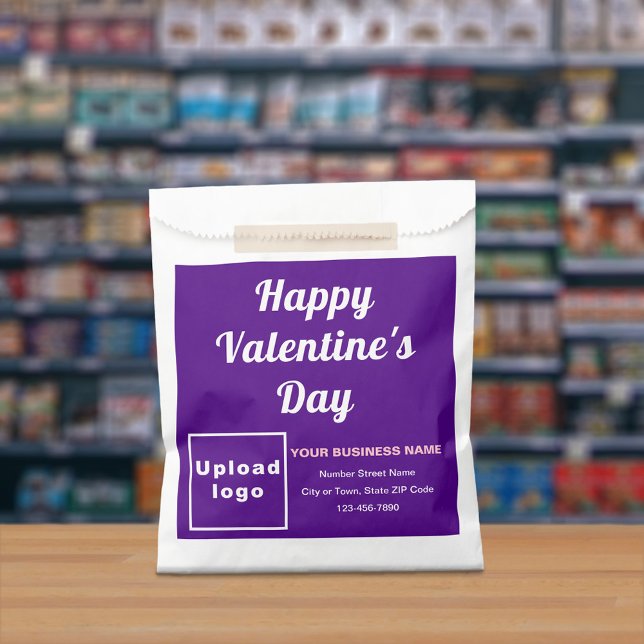 Lila Unternehmensmarke; Valentine; Papiertüte Geschenktütchen (Purple business brand with Valentine greeting on paper bag.)