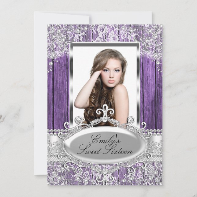 Lila Vintages Perlace & Holz Foto Sweet 16 Einladung (Vorderseite)
