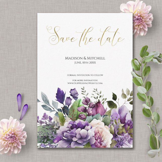 Lila Violet Watercolor Bouquet Gold Script Save The Date (Von Creator hochgeladen)