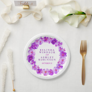 Lila Wasserfarbenkranz Hochzeiten von Tellern Pappteller
