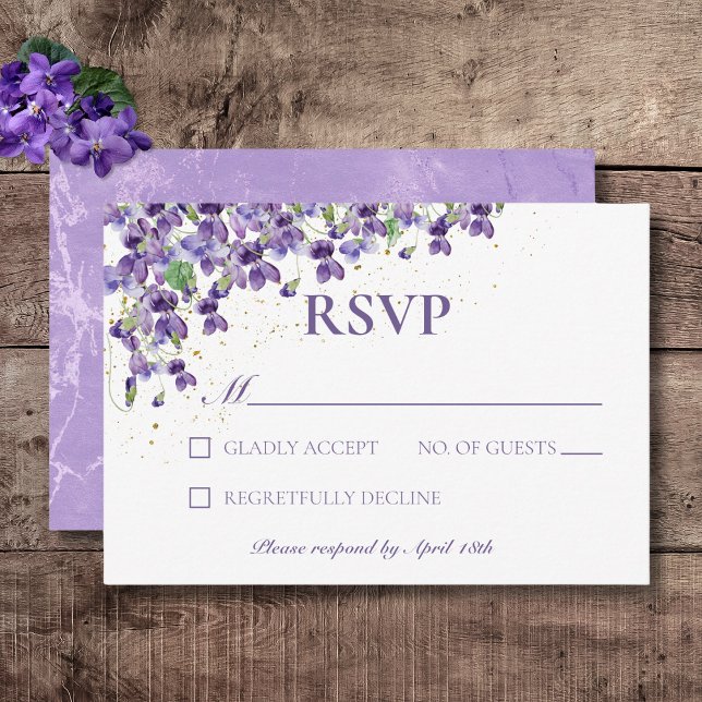 Lila Wasserfarbenviolette Hochzeit RSVP Karte (Rustic Purple Violets Gold Sparkle Wedding Response Card)