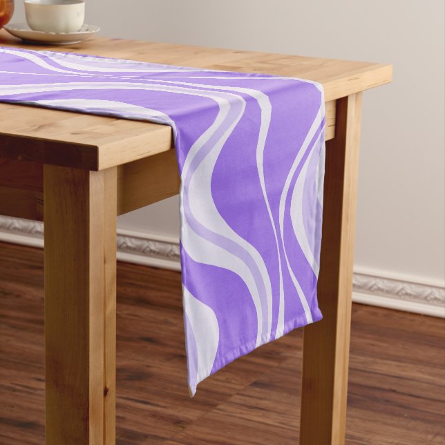 Lila Wave Table Runner Kurzer Tischläufer (Beispiel)