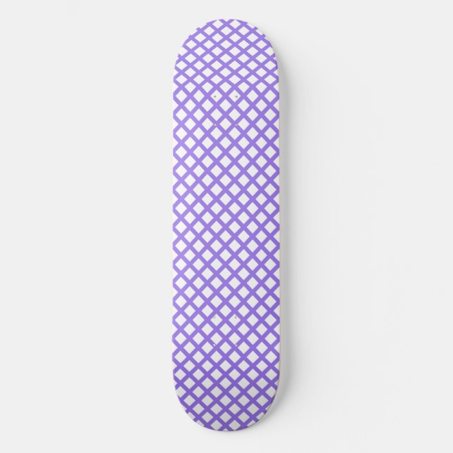 Lila Weiß Schachbrett Diamantmuster Skateboard (Vorderseite)