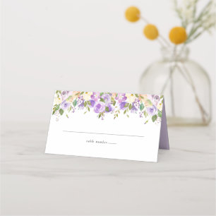 Lila White Floral Monogram Wedding Platzkarte