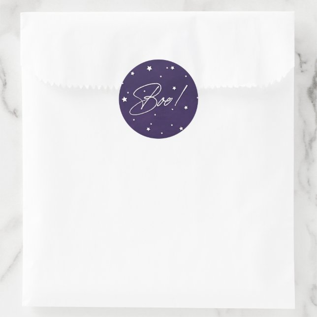 Lila + White Scattered Stars Boo! Halloween Runder Aufkleber (Tasche)