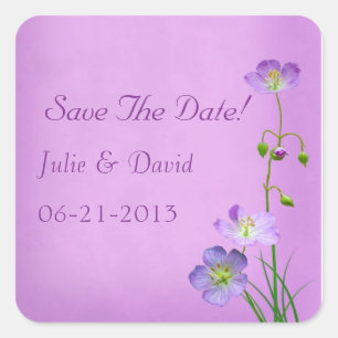 Lila Wildblume auf Lila Save the Date Quadratischer Aufkleber