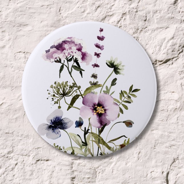 Lila Wildblume Bouquet Button (Close up)
