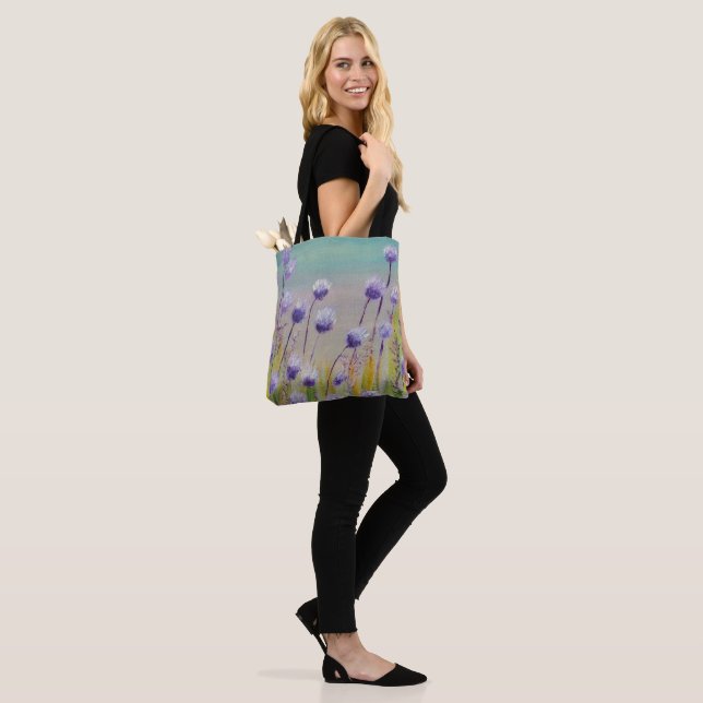 Lila Wildblumen (Am Model)