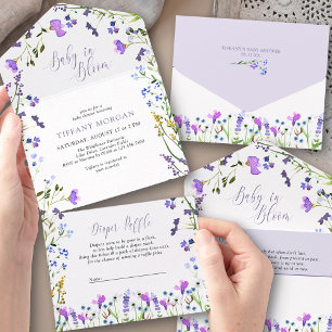 Lila Wildblumen-Baby-Shower-Buch und Windeln All In One Einladung